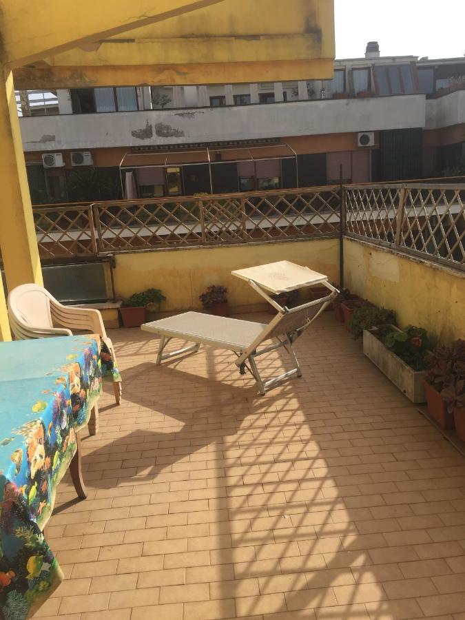 לידו די אוסטיה Appartamento Zia Gesina מראה חיצוני תמונה