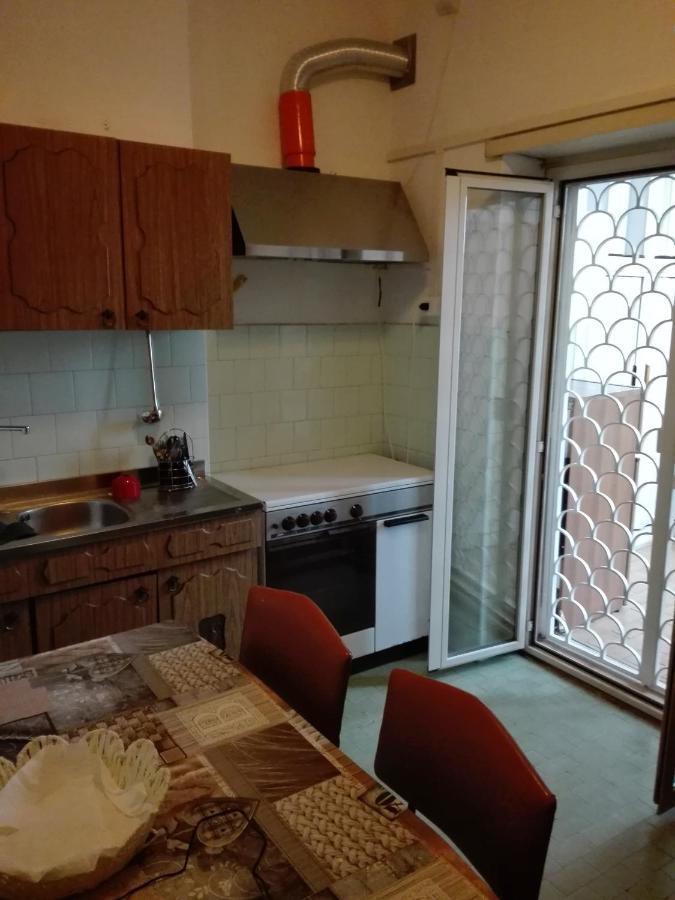 לידו די אוסטיה Appartamento Zia Gesina מראה חיצוני תמונה